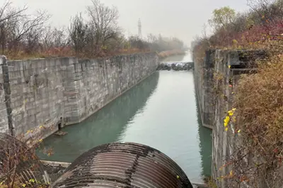 Glendale twin culverts conveying old Welland Canal