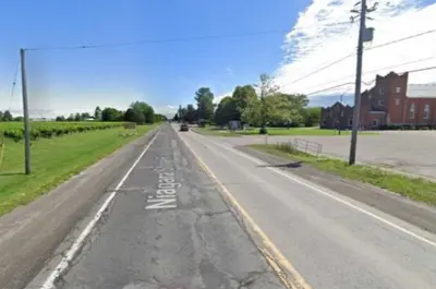 Niagara Stone Road as seen on Google Street View