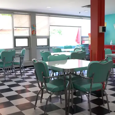 A dining area at Linhaven Long-Term Care Home